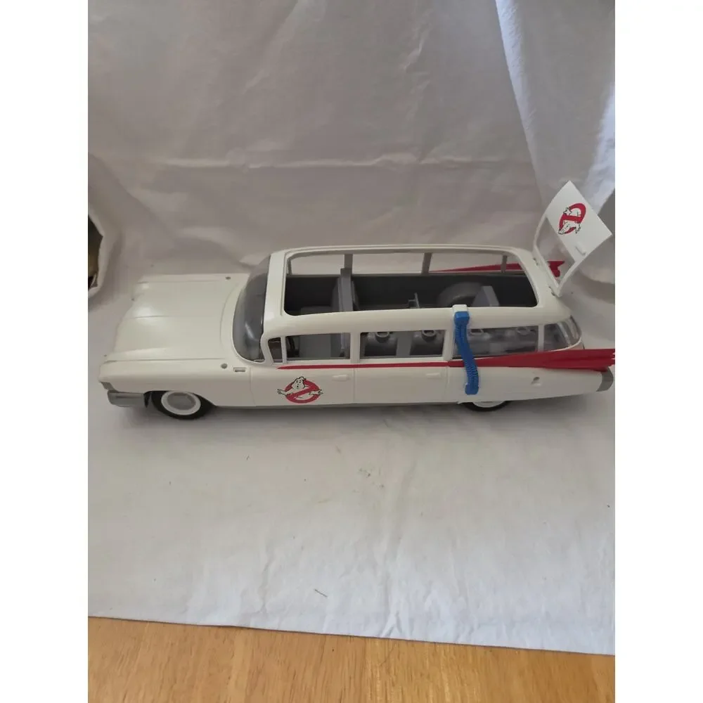 2017 Playmobil Ghostbuster Ecto Car Incomplete